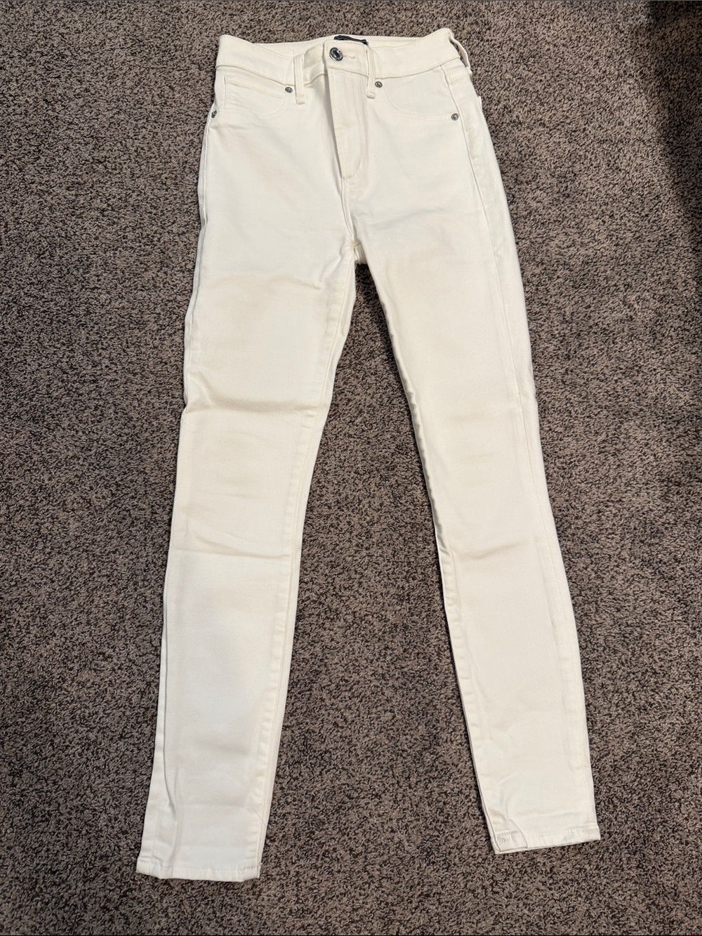 A&F Simone High-Rise Super Skinny Jeans, 24/00